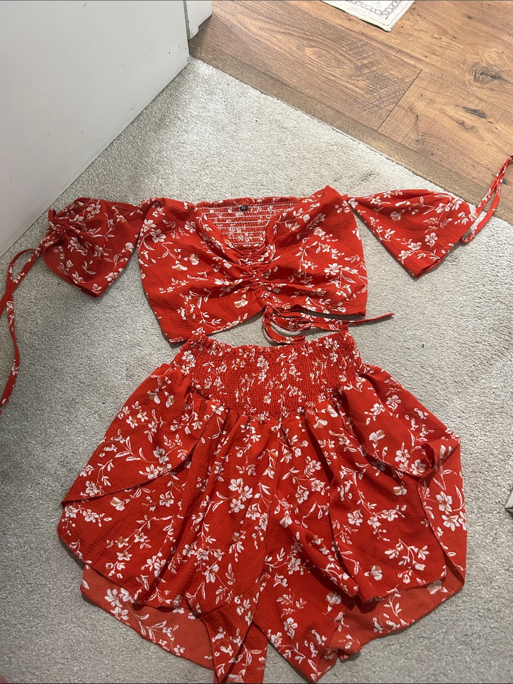 Red/rust orange Floral Two-Piece Short Set